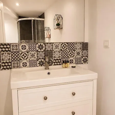 Apartment Belle Vue Medievale ,climatise,parking -cb Carcassonne